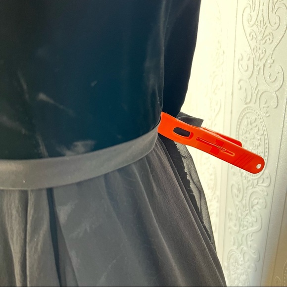 Vintage Valentino Night Silk & Velvet Hand Beaded Dress - Picture 5 of 15